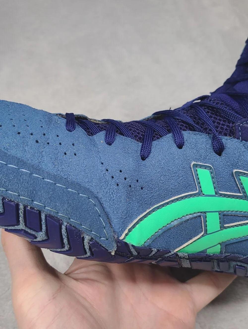 ASICS Aggressor 5 Men’s wrestling Shoes Sneakers Blue Green Size 11.5